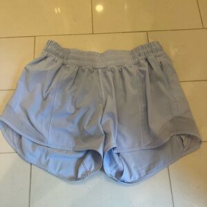 Lululemon Hotty Hot High-Rise Lined Short, lavender, size 6